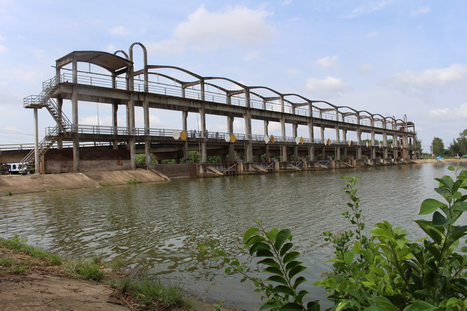 cống đập Ba Lai